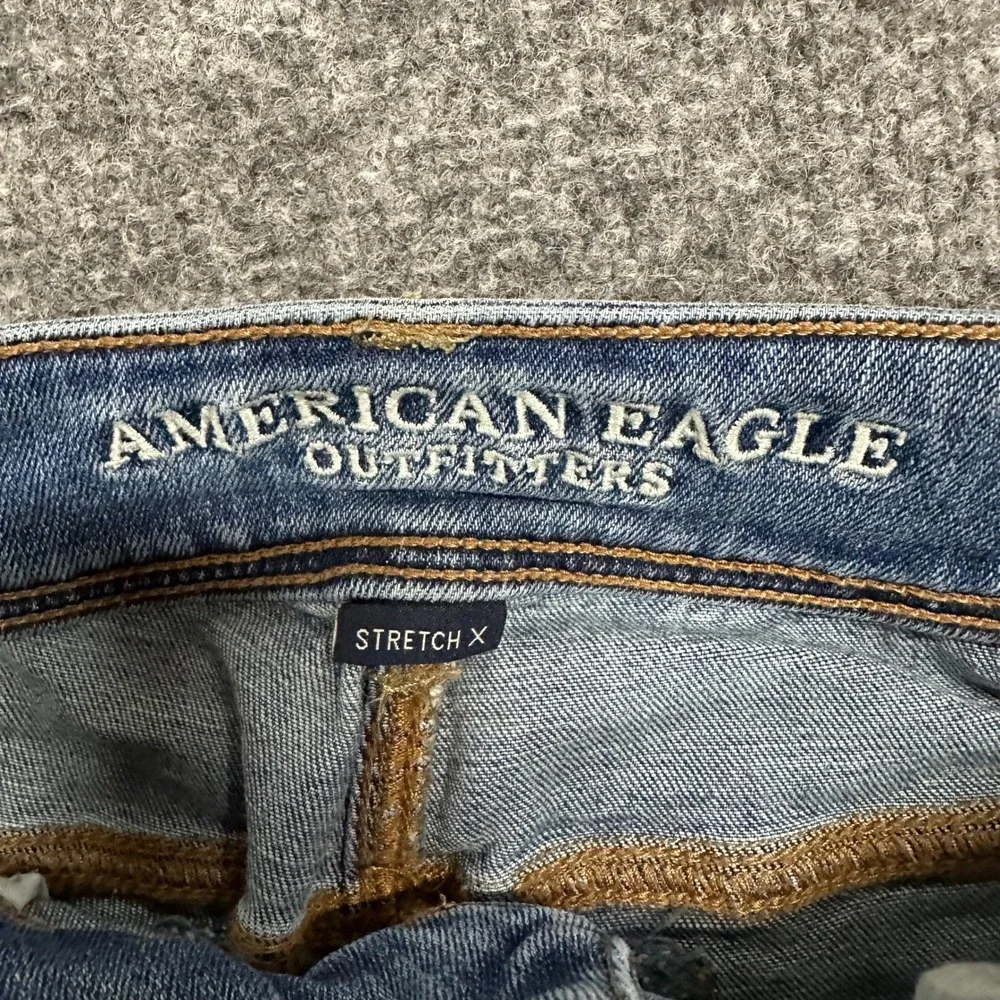 American Eagle Denim Shorts Womens Size 8 Long Blue Stretch Raw Hem Cut Offs